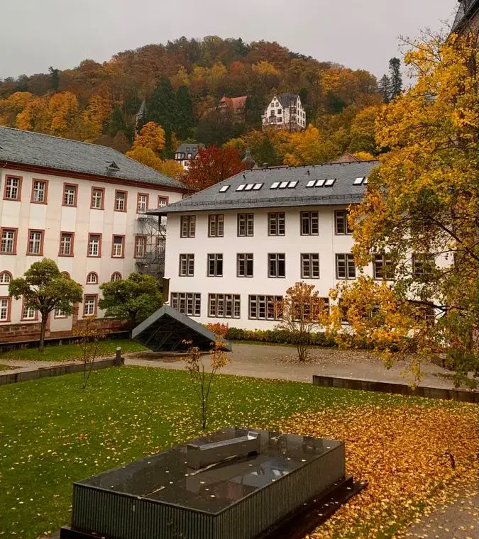 تحصیل پزشکی در آلمان | شرایط و هزینه‌ها 2025